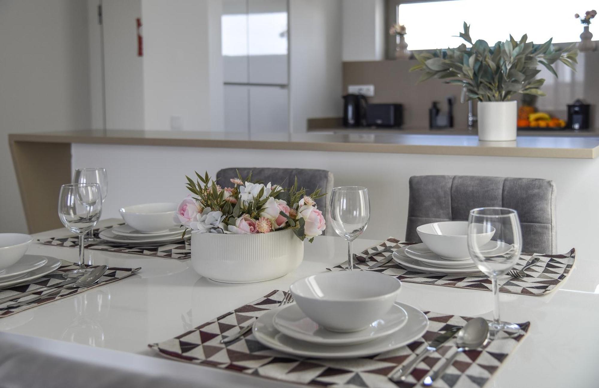 Luxury Oasis Sea View Апартаменты